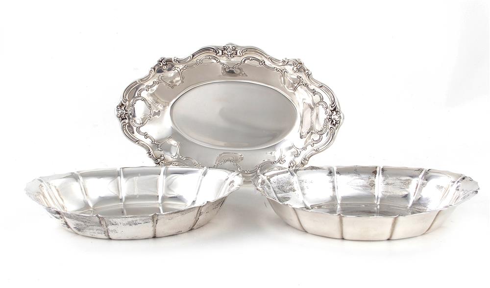 Appraisal: American sterling bread trays mid th century pair Richard Dimes