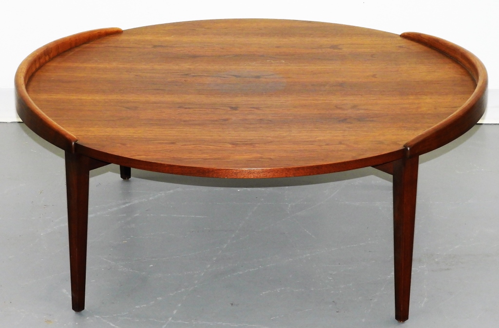 Appraisal: DILLINGHAM MCM MODERN WALNUT COFFEE TABLE United States Circa Minimalist