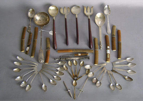 Appraisal: Misc silver flatware and serving utensils to include -pc Mexican