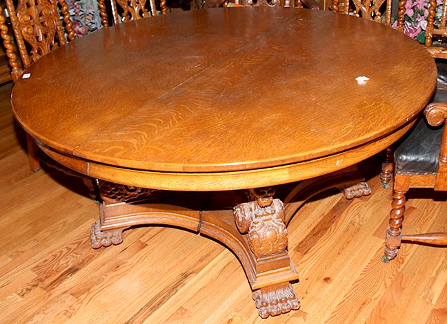 Appraisal: Oak Dining Table Probably R J Horner A golden oak