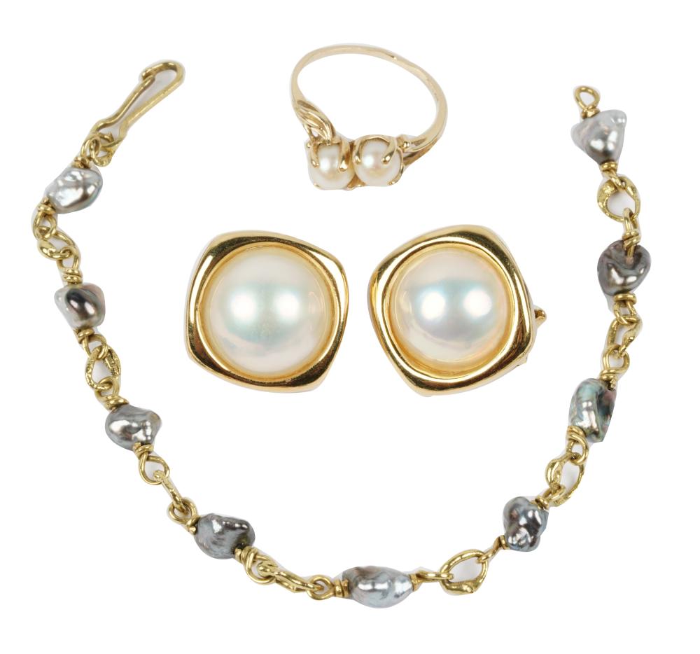 Appraisal: YELLOW GOLD CULTURED PEARL RING BRACELET PAIR OF EARRINGSthe karat