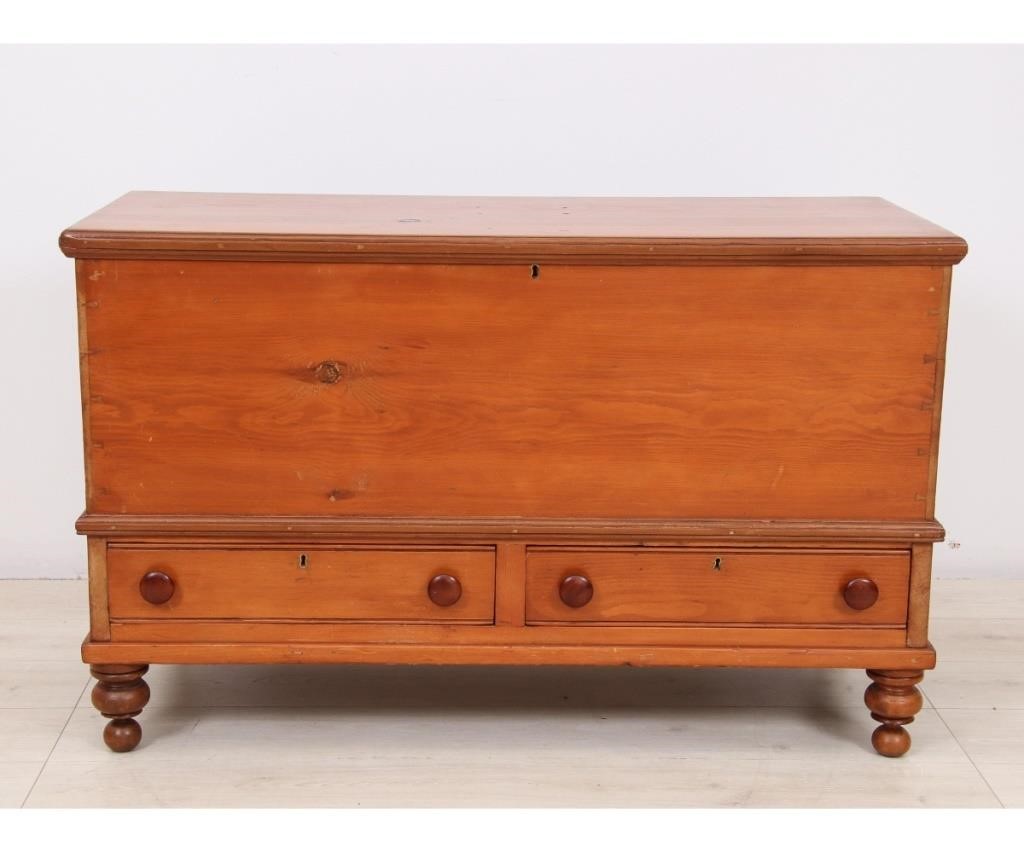 Appraisal: Pine blanket chest circa with dove-tailed construction with hidden interior