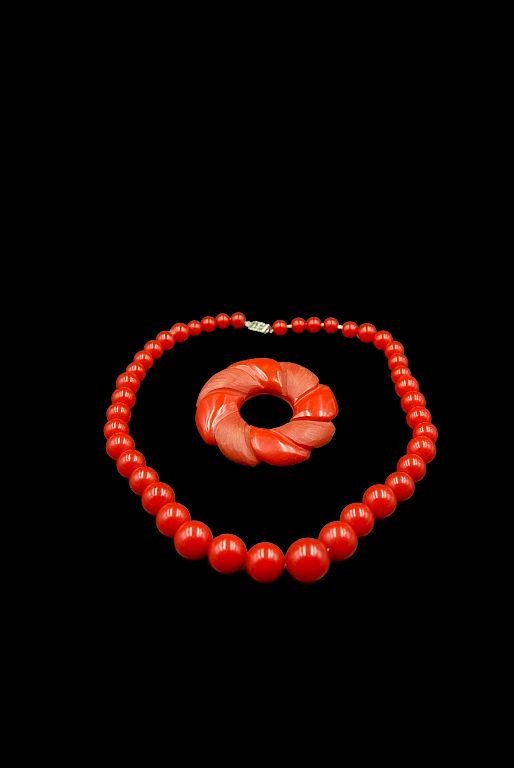 Appraisal: Cherry Red Bakelite Necklace And Pin Cherry Red Bakelite Necklace