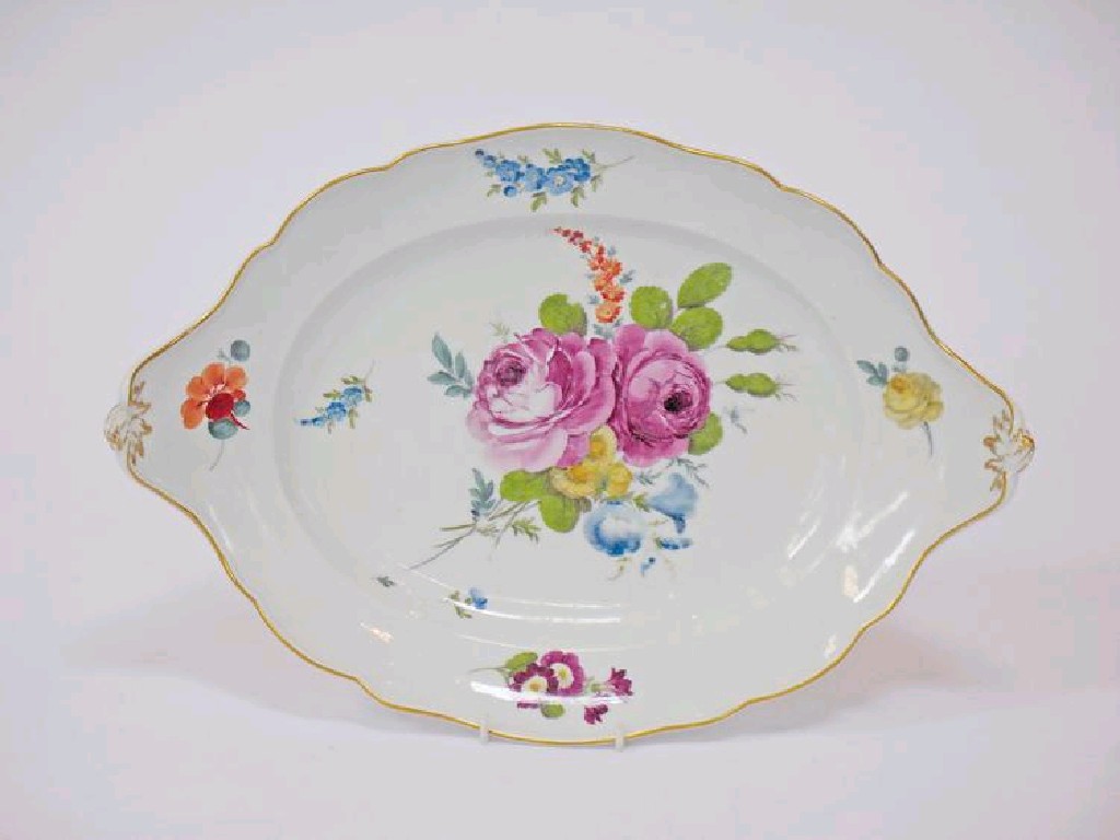 Appraisal: A MEISSEN MARCOLINI PERIOD OVAL SERVING DISH the cream ground