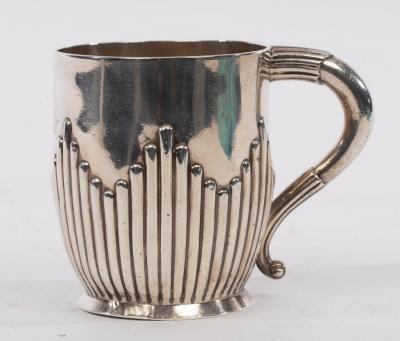 Appraisal: A silver Christening mug Walter John Barnard London of half-ribbed