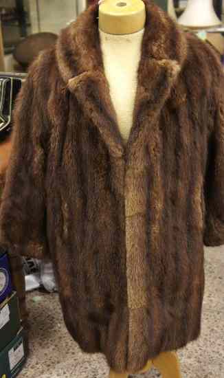 Appraisal: A Ladies Three Quarter Fur Coat S Solomon and Sons