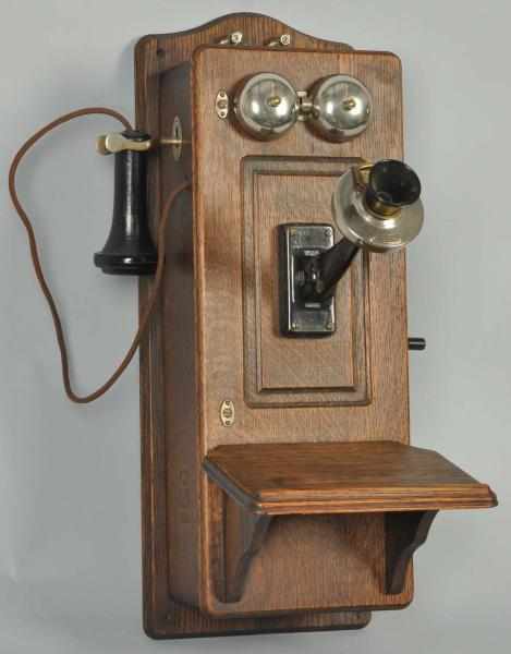 Appraisal: Western Electric E CTPFF Wall Telephone Circa Oak W faceplate