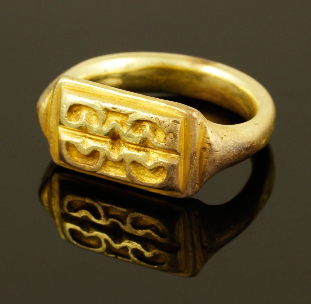 Appraisal: - - K Indonesian Ring - K Indonesian gold ring