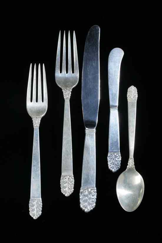 Appraisal: -PIECE INTERNATIONAL STERLING SILVER PARTIAL FLATWARE SERVICE ''Northern Lights'' pattern