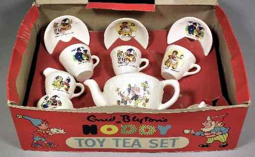 Appraisal: A th Century English child's ''Enid Blyton's Noddy Toy Tea