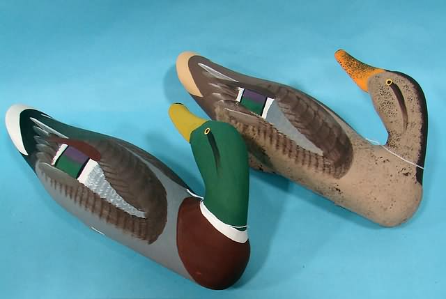 Appraisal: Pair of Gunning Mallard decoys by Capt Harry Jobes Havre