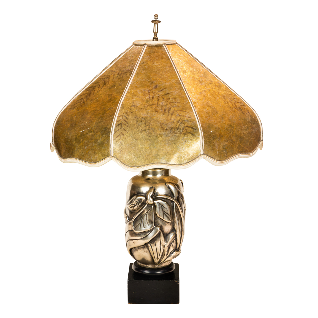 Appraisal: AN ART NOUVEAU STYLE TABLE LAMP An Art Nouveau style