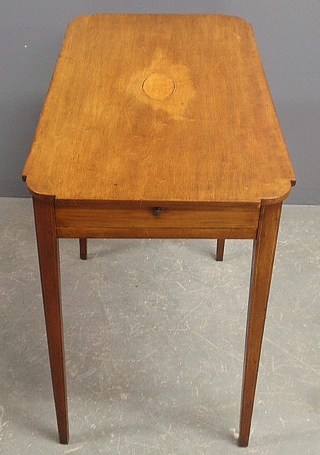 Appraisal: - Connecticut Hepplewhite cherry tea table c with a cut-corner