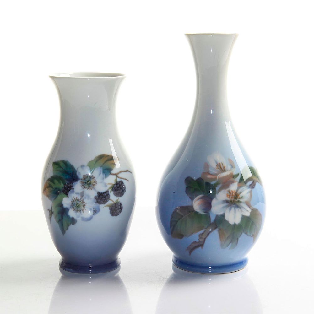 Appraisal: PAIR OF COPEHAGEN VASES Hand painted marked stamped Beautiful painting