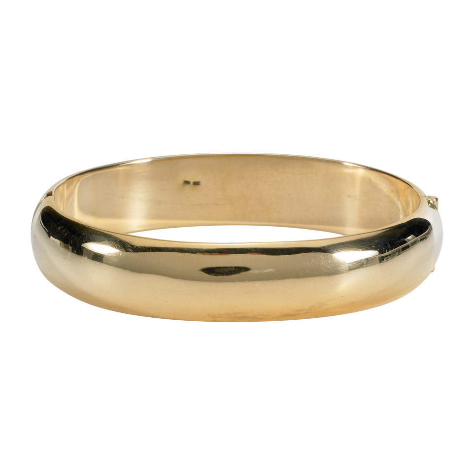 Appraisal: k Yellow Gold Hinged Bangle g