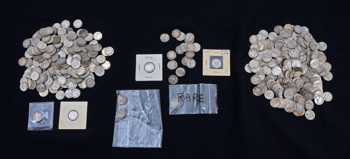 Appraisal: US SILVER DIMES COIN COLLECTION All ungraded approx silver dimes