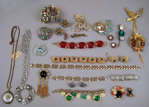 Appraisal: Vintage and other costume jewelry to include Nellie Rosenstein coral