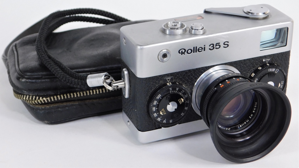 Appraisal: ROLLEI S CHROME COMPACT MM CAMERA Rollei S chrome compact