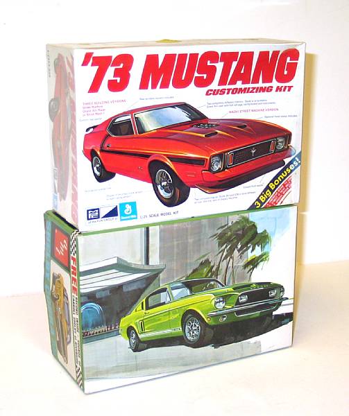 Appraisal: Mustang th Scale Model Kits Lot of Ford Mustang plastic