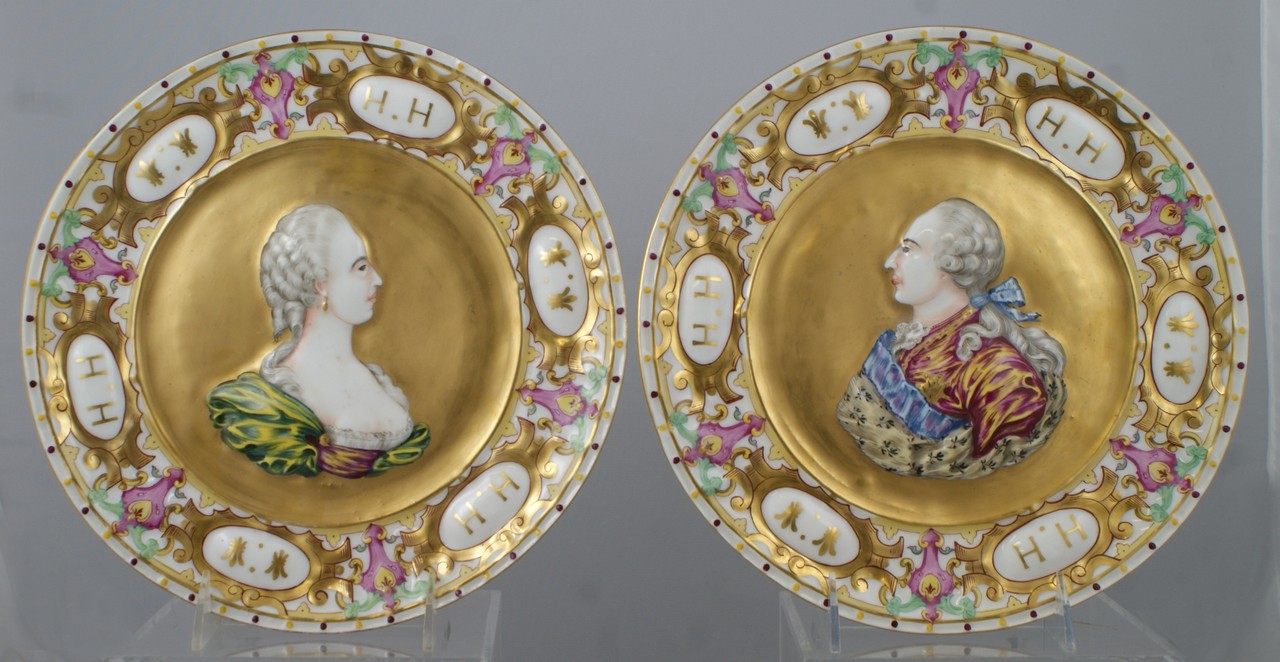 Appraisal: Pr Capodimonte porcelain portrait plates depicting Louis XVI and Marie