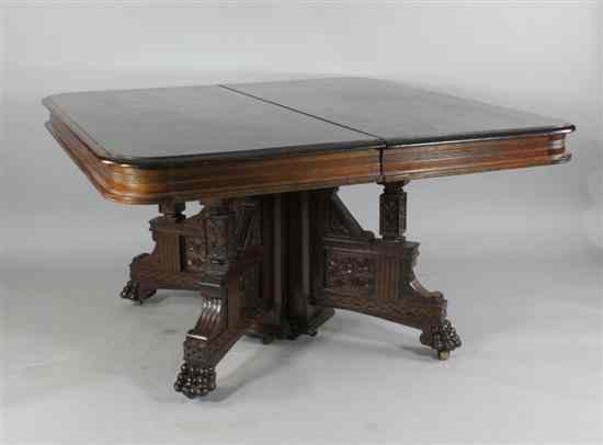 Appraisal: A large Victorian mahogany extending dining table in the Manner