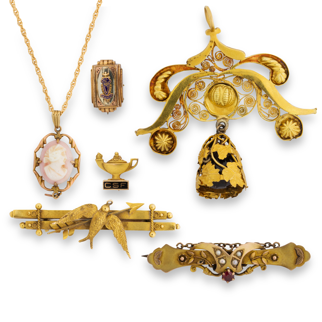 Appraisal: A GROUP OF GOLD JEWELRY A group of gold jewelry