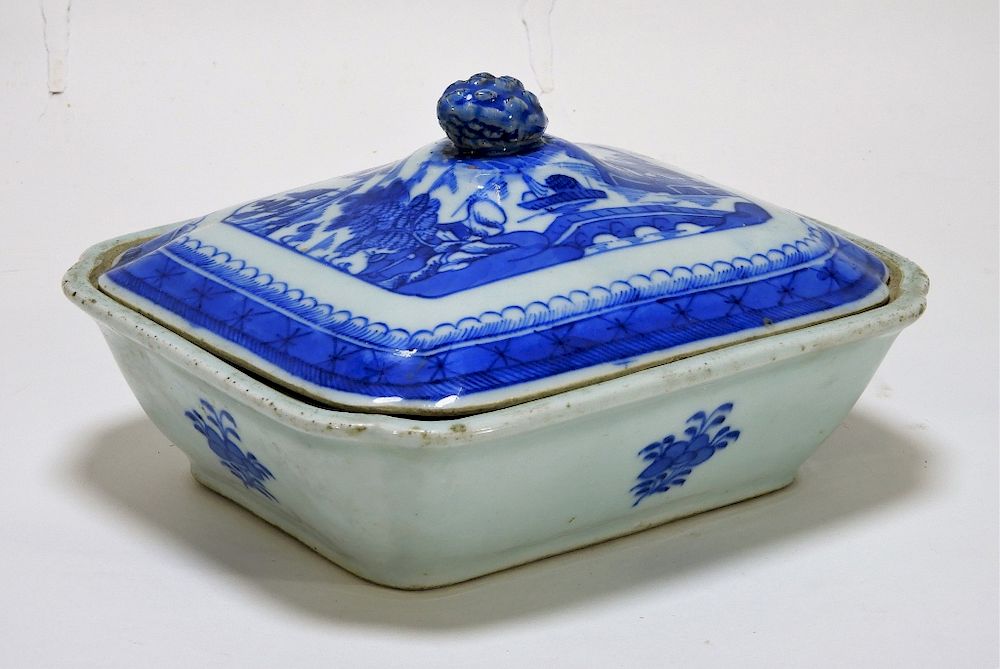 Appraisal: Chinese Canton B W Porcelain Covered Tureen China Circa Interior