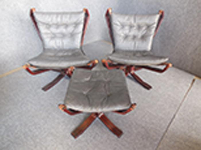 Appraisal: PAIR OF SIGURD RESSEL NORWEGIAN BORN GREY LEATHER CHAIRS AND