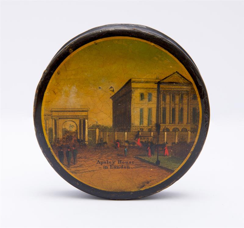 Appraisal: VICTORIAN PAPIER M CH CIRCULAR PATCH BOX Depicting Apsley House