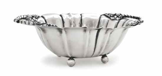 Appraisal: An American Sterling Silver Center Bowl International of ribbed oval