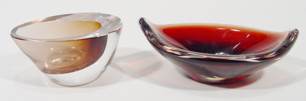 Appraisal: Red Orrefors glass dish and a similar Kosta dish etched