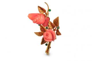 Appraisal: Coral Gold Flower Brooch Coral gold flower brooch Natural pink