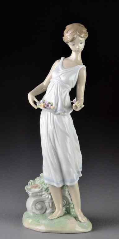 Appraisal: Lladro Porcelain Figurine ''Flowers for a Goddess''From the 'Privelege' Collection