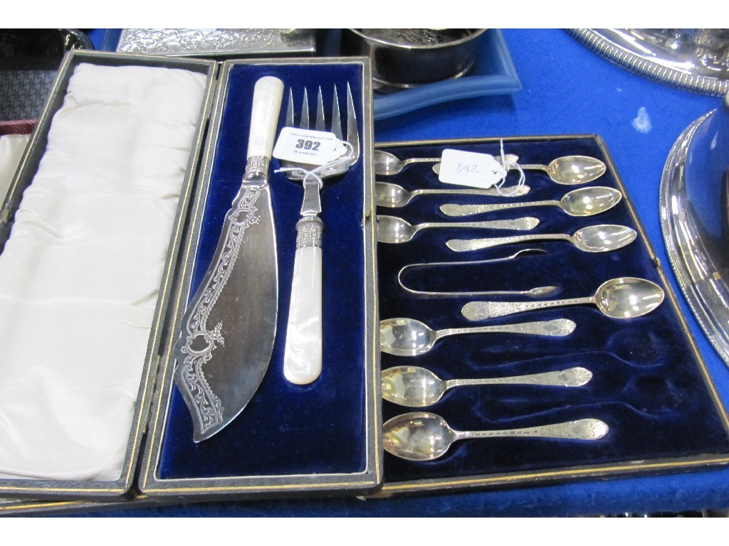 Appraisal: Lot comprising cased EP and mother of pearl fish servers