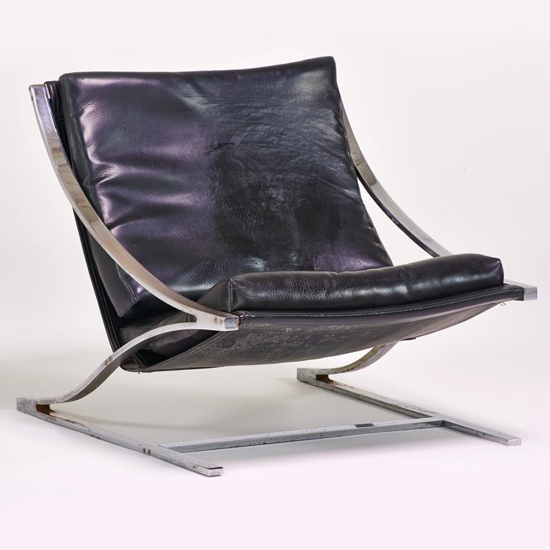 Appraisal: PAUL TUTTLE STRASSLE INTERNATIONAL Zeta lounge chair s Vinyl chromed