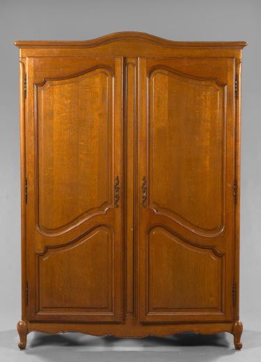 Appraisal: Simplistic Louis XV-Style Quarter-Sawn Oak Armoire with an arched top