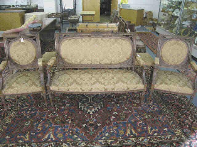 Appraisal: French Victorian Pc Parlor Set fine floral bow carving sofa