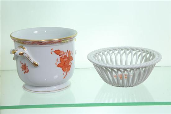 Appraisal: TWO HEREND BOWLS Both in Chinese Bouquet rust color A