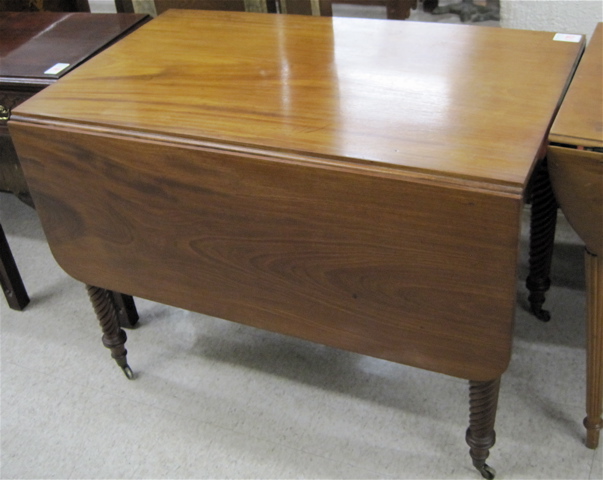 Appraisal: EMPIRE VICTORIAN TRANSITIONAL MAHOGANY DROP-LEAF DINING TABLE American mid th