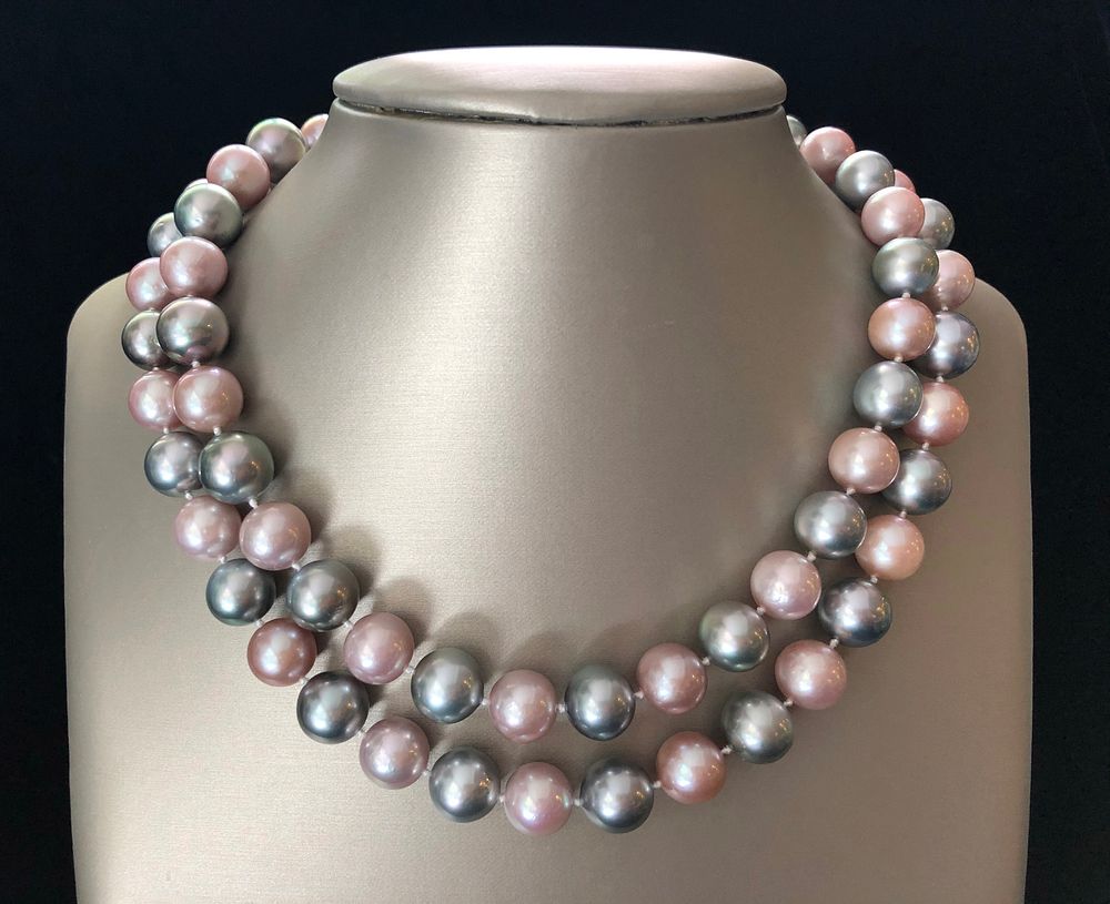 Appraisal: Grey Tahitian South Sea and Pink Fresh Water Pearl Necklace