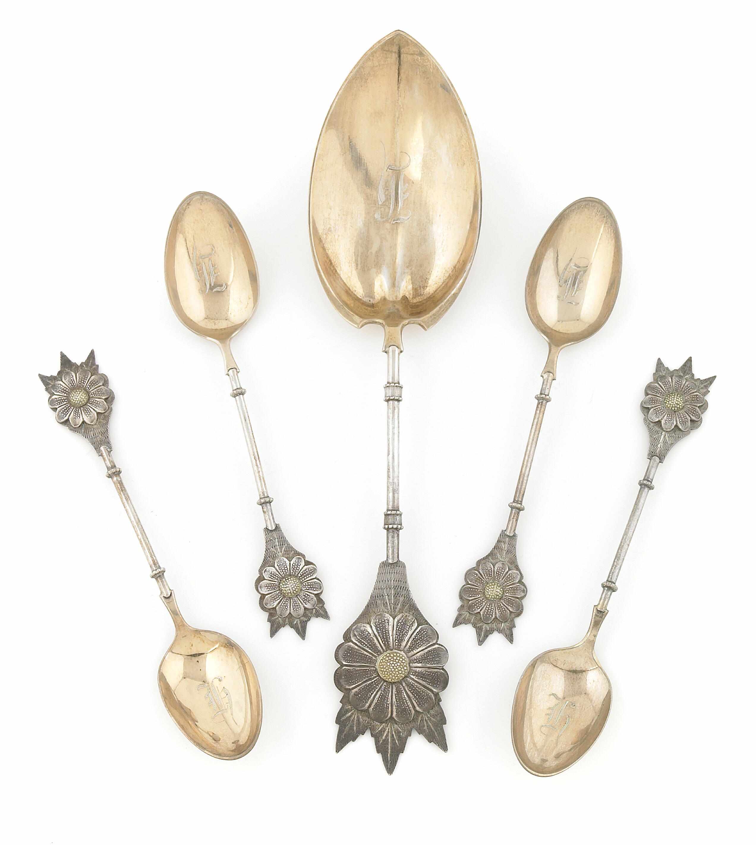 Appraisal: An American coin silver thirteen piece dessert service Probably Whiting