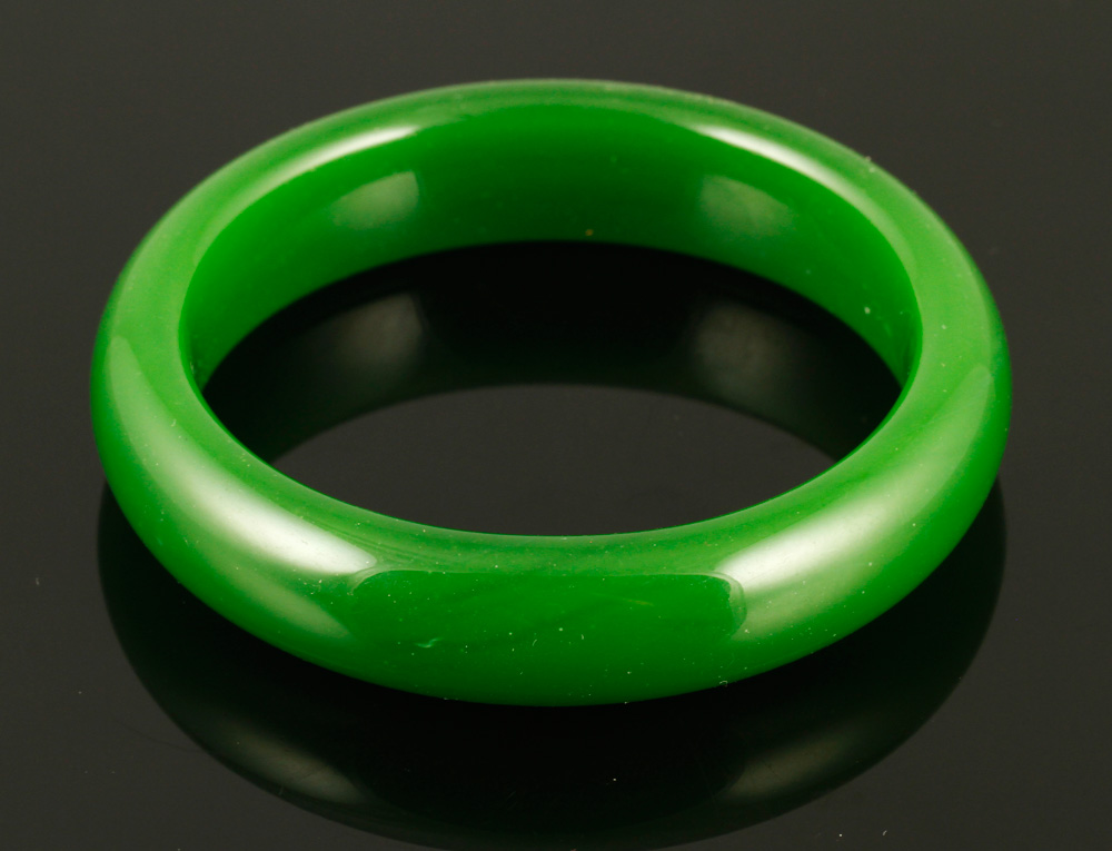 Appraisal: - Chinese Jade bracelet Chinese bracelet jade dia Provenance CT