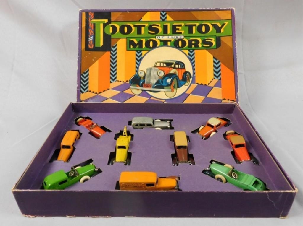 Appraisal: TOOTSIETOY DELUXE MOTORS BOX SET CA S Original fitted box