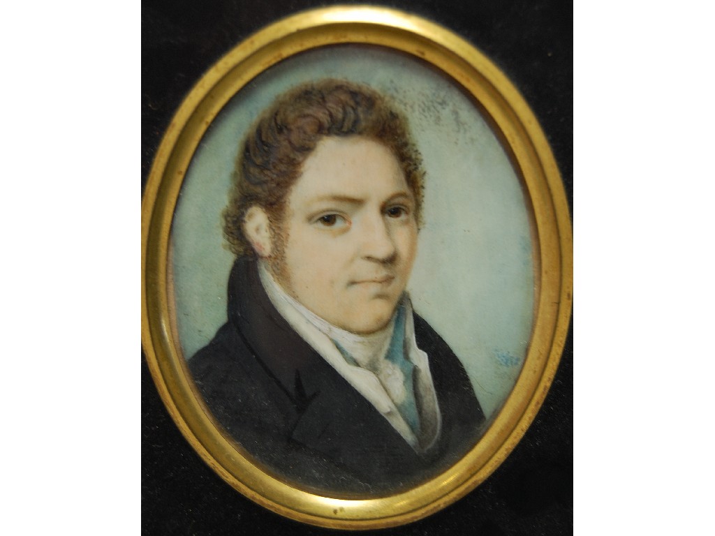 Appraisal: th century oval portrait miniature of a gentleman