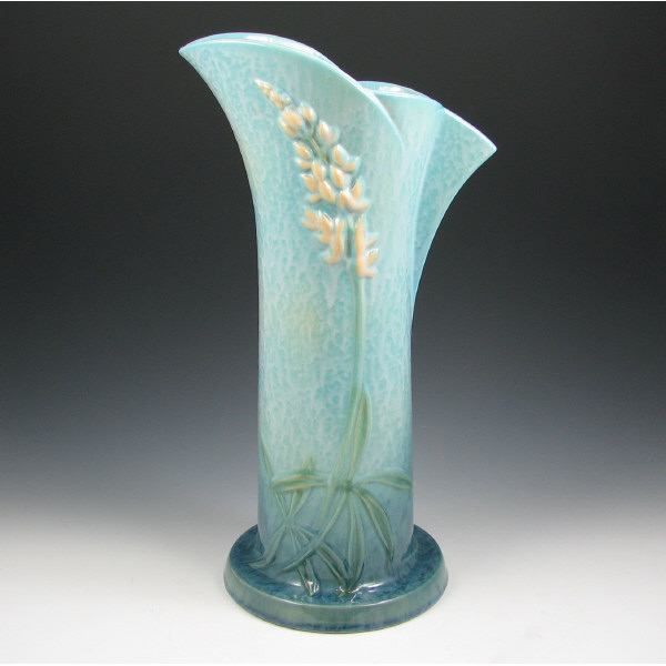 Appraisal: Roseville Wincraft - Vase Roseville Wincraft vase in blue Marked