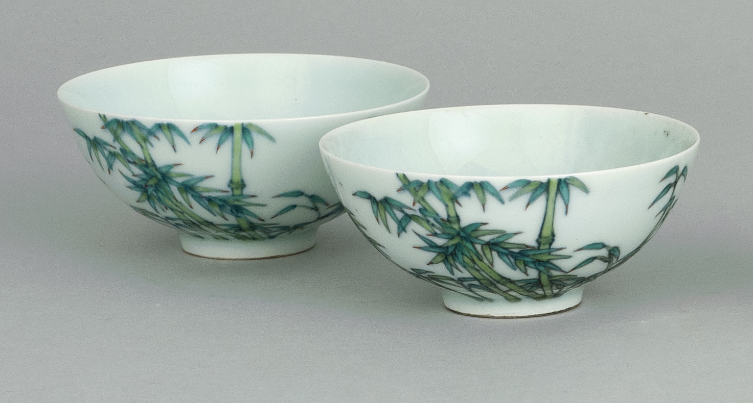 Appraisal: PAIR OF DOUCAI PORCELAIN BOWLS In bamboo design Six-character Yongzheng