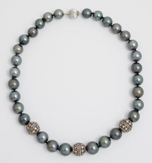 Appraisal: Strand of Thirty Graduated Black Tahitian Cultured Pearls ranging from