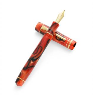 Appraisal: A CONWAY STEWART FOUNTAIN PEN A CONWAY STEWART FOUNTAIN PEN