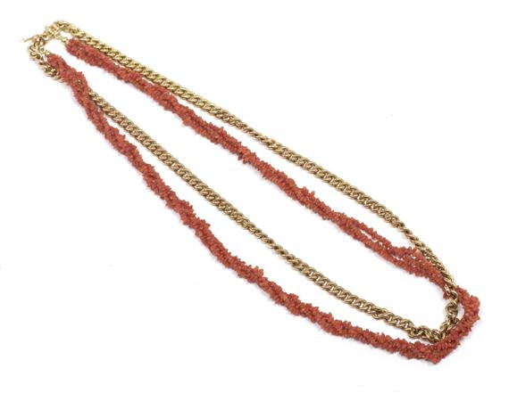 Appraisal: A CORAL AND GOLD NECKLACE Yellow gold total ca g