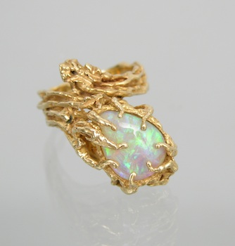 Appraisal: An Organic Free-Form Ring with White Opal k yellow gold